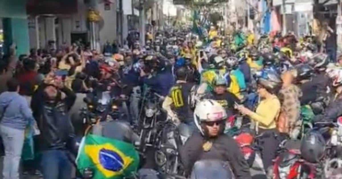 BOLSONARO EM JUIZ DE FORA E MAIS UMA AMOSTRA DO DATA POVO - FOTO TWITTER