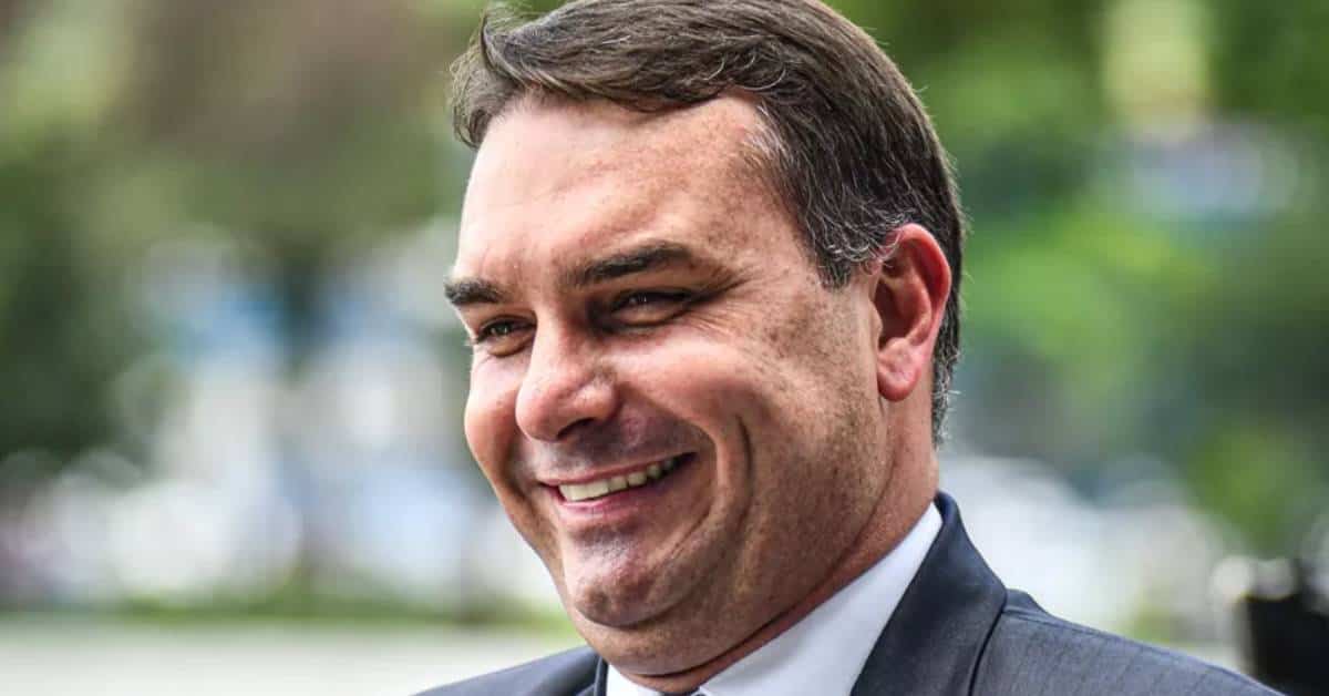Flávio Bolsonaro - Foto Reprodução do Twitter