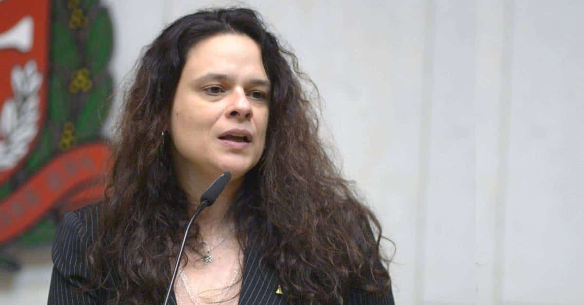 Janaína Paschoal - Foto Reprodução do Twitter