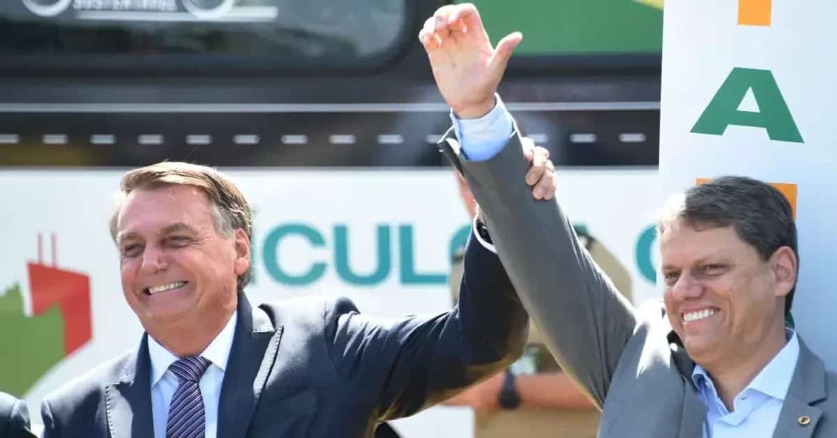 Tarcísio e Bolsonaro - Foto Reprodução do Twitter