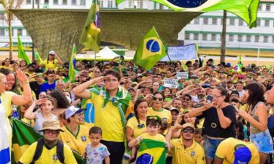 EX-MINISTRO COMENTA SOBRE MANIFESTAÇÕES - FOTO TWITTER