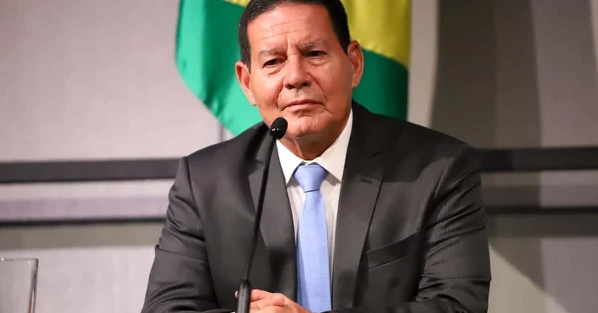 Hamilton Mourão - Foto Reprodução do Twitter