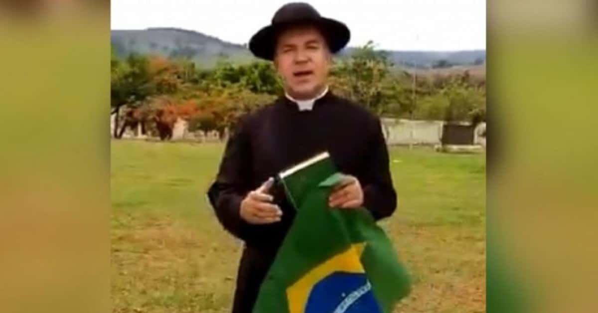 Padre Genésio - Foto Reprodução do Twitter