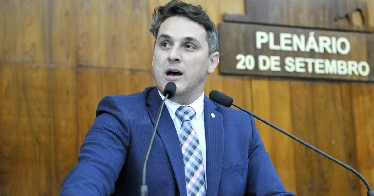 Tenente-Coronel Zucco revela plano do sistema para destruir Bolsonaro: ‘batalha imoral, enlouquecida e sem qualquer escrúpulo’ 52 Tenente-Coronel Zucco - Foto Reprodução do Twitter
