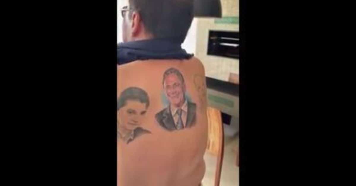 Jorge Kajuru tatuagem de Álvaro Dias - Foto Reprodução do Twitter