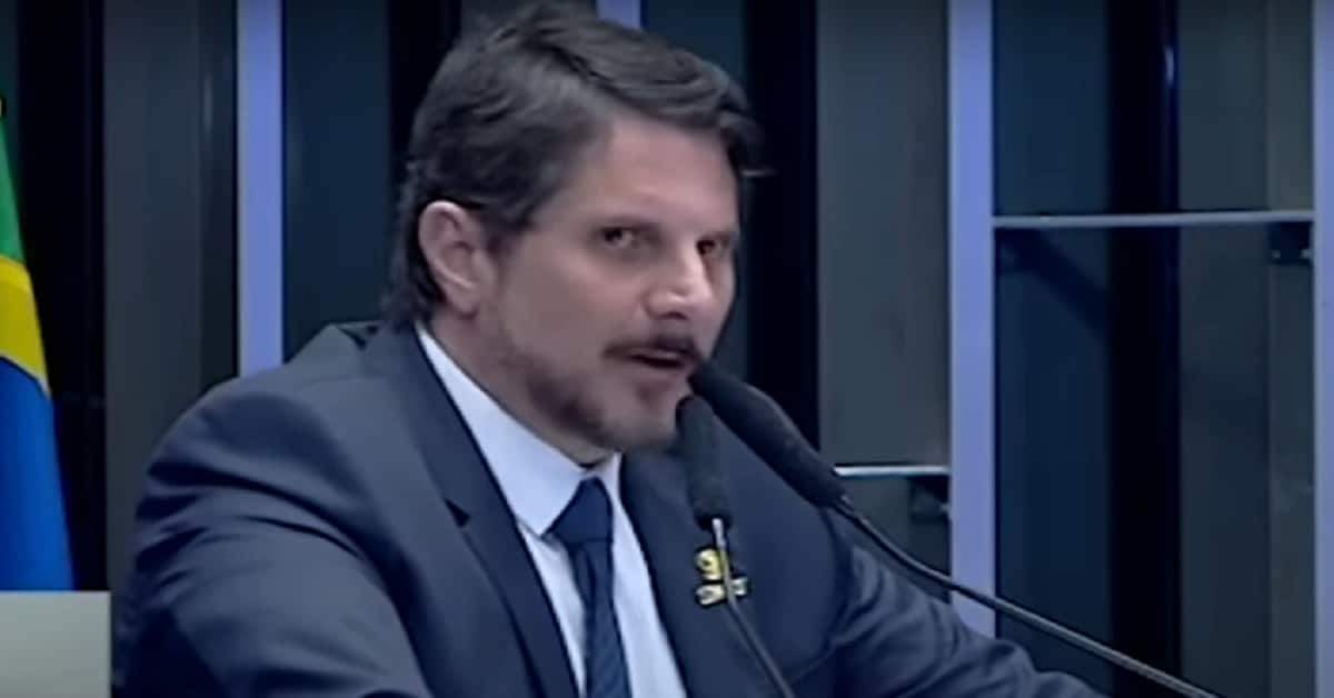 Mas já? Senador Marcos do Val publica documento e anuncia pedido de prisão de Dino e impeachment de Lula 52 MARCOS DO VAL - FOTO REPRODUÇÃO DO YOUTUBE