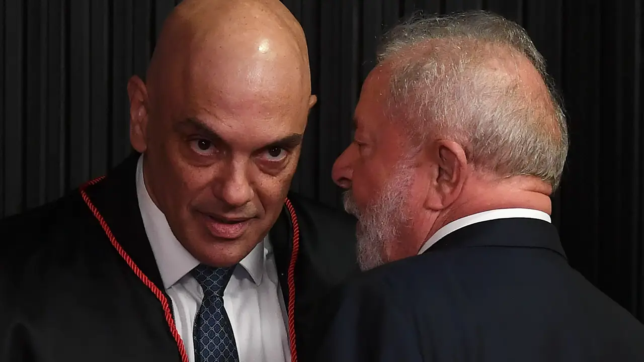 Alexandre de Moraes interrompe tentativa de investigação de Lula por ataque a Sérgio Moro