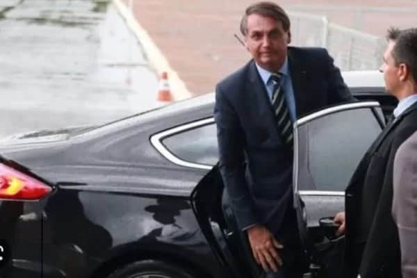 blindadoras competem para doar blindados a Bolsonaro após recusa de Lula!