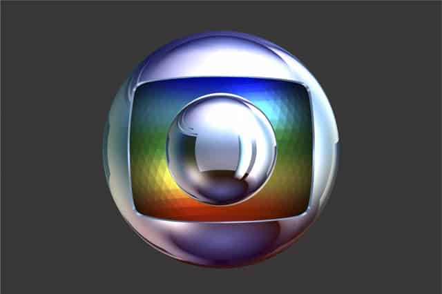 Globo investe contra conservadores em novela com casal conservador praticando adulterio e consumindo porno
