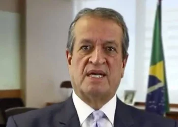 Presidente do PL, Valdemar da Costa Neto, se pronuncia sobre estado de saúde