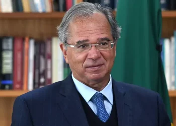 Paulo Guedes deve assumir posto em um dos maiores bancos do Mundo: