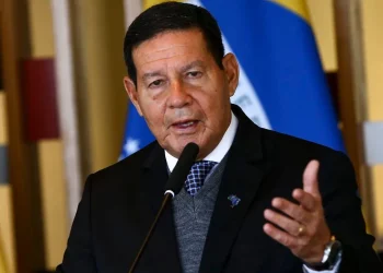 Mourão Exige do Congresso 'Interdição Imediata' Contra a Cassação de Dallagnol