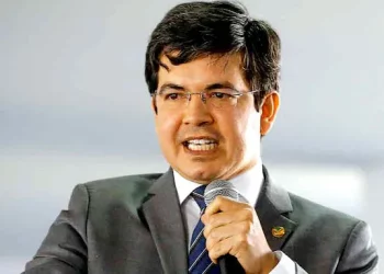 O fim do Google no Brasil? Saiba tudo sobre a proposta de Randolfe