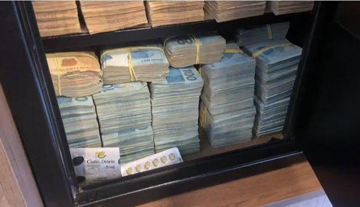 Confusão na PF: R$ 4 milhões encontrados não eram do ex-assessor de Lira; assista ao vídeo