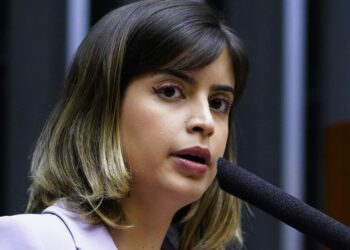 Tabata Amaral, que 'Fez o L', Desabafa sobre sua Frustração com Lula