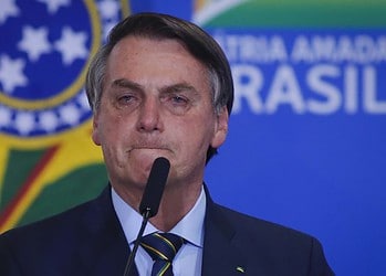 Bolsonaro Detona a Censura no Brasil: 'País Onde Não se Pode Falar a Verdade'
