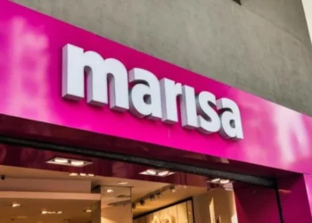 Diretor das Lojas Marisa Lamenta Ações do Governo Lula