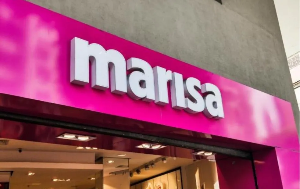Diretor das Lojas Marisa Lamenta Ações do Governo Lula