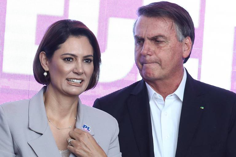 PF intima Bolsonaro, Michelle, Wassef e Cid