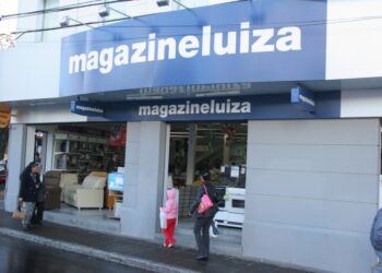 Desespero nas Finanças: Prejuízo Catastrófico de R$ 200 Milhões Abala o Magazine Luiza no 2º Trimestre!