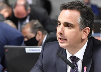 Em uma jogada crucial, Pacheco pode apresentar ao Senado o impeachment de um ministro do STF