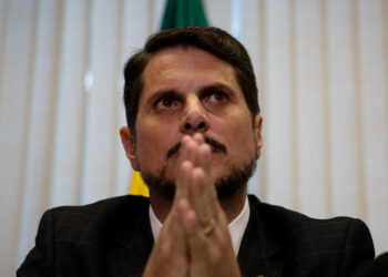 Do Val Recebe Apoio Inesperado: Senadora do PT Pede a Moraes por Justiça