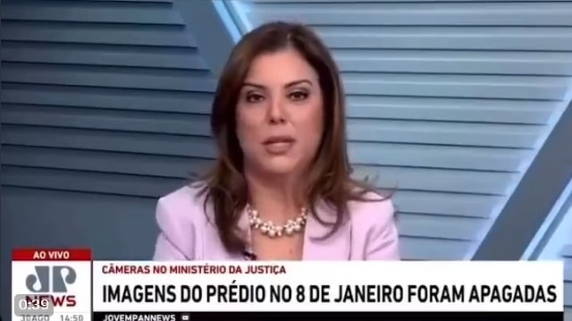 Advogada esquerdista parabeniza quem apagou as imagens do 8 de janeiro durante programa da JP