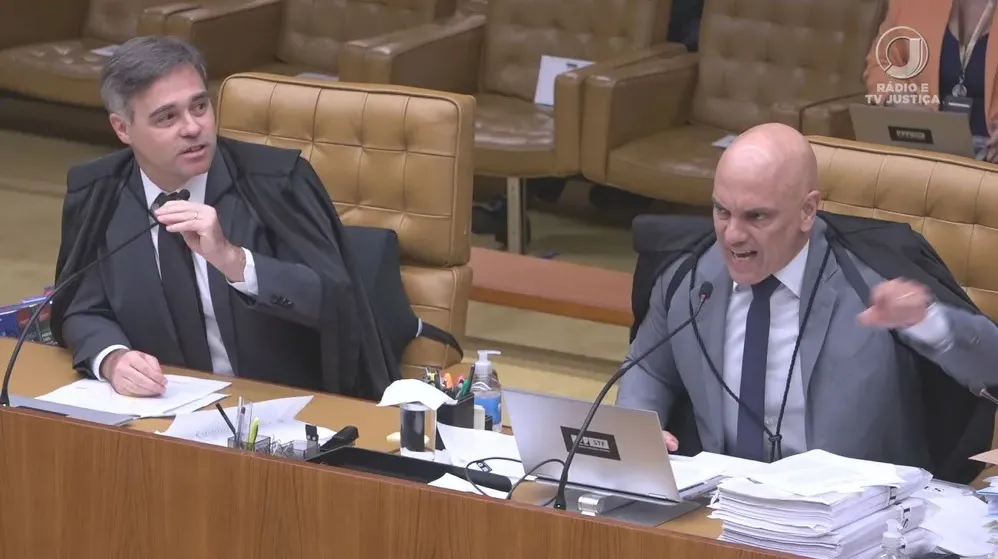 Confronto verbal entre Moraes e Mendonça marca julgamento do réu do 8 de janeiro