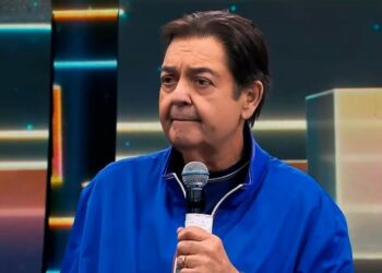 Faustão é internado às pressas