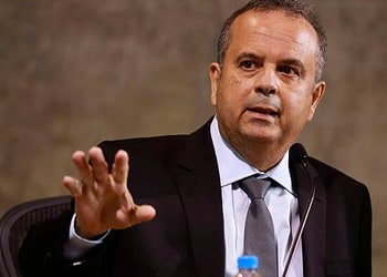 Revelações Inesperadas: Senador expõe votos de Barroso e Moraes sobre liberdade de expressão