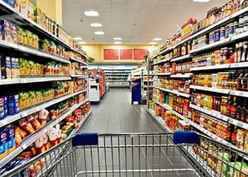 Supermercados Criticam Proibição de Abertura em Feriados e Preveem Redução de Empregos