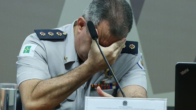 Coronel da PM preso por atos de 8/1 tem atendimento de urgência na prisão