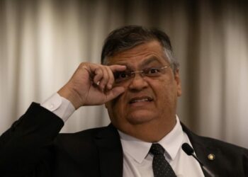 Bancada Evangélica Se Une Contra Dino com 'Força Total'