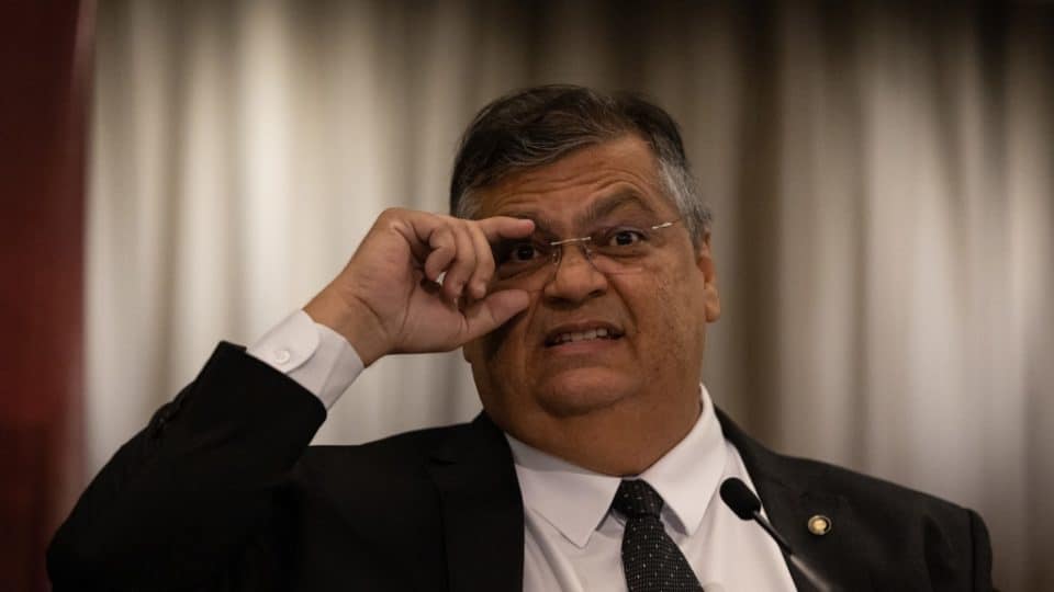 Bancada Evangélica Se Une Contra Dino com 'Força Total'