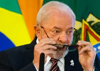 Estadão Detona o STF e Elogia Pacheco por Avançar com PEC no Senado