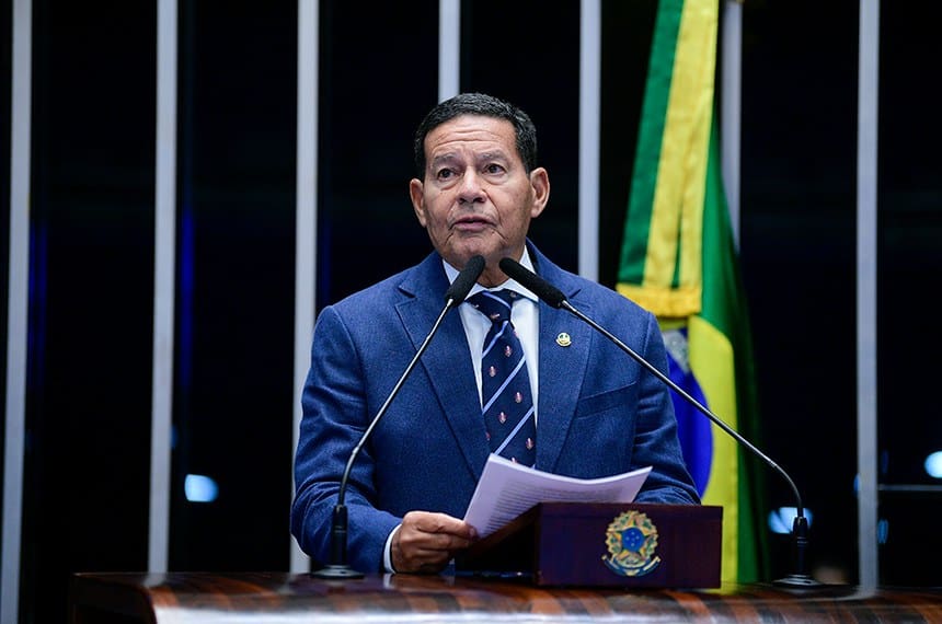 'A Suprema Corte Vai Compreender Seus Limites', Declara Mourão