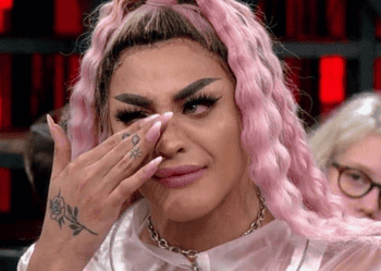 Show de Pabllo Vittar Cancelado em BH por Falta de Público: Cantor Entra em Desespero