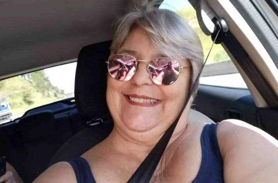 Idosa de 62 Anos, Diabética e com Cirurgias na Coluna, é Presa por Envolvimento nos Atos de 8 de Janeiro