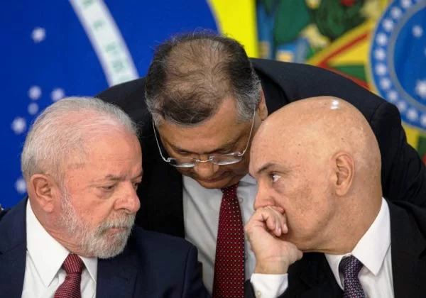 Folha de São Paulo diz que Moraes e Lula ameaçam direitos no Brasil: ‘Ataque à liberdade’