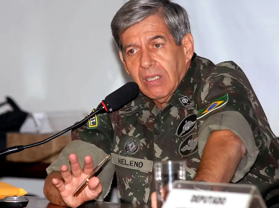 Próximo alvo da PF pode ser General Heleno, Segundo colunista