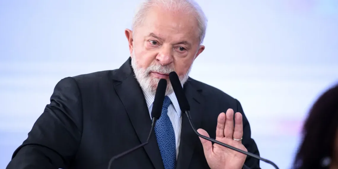 Lula Diz que Aumentará Salário de Professores, Apenas Após Recuperar a Economia do Brasil
