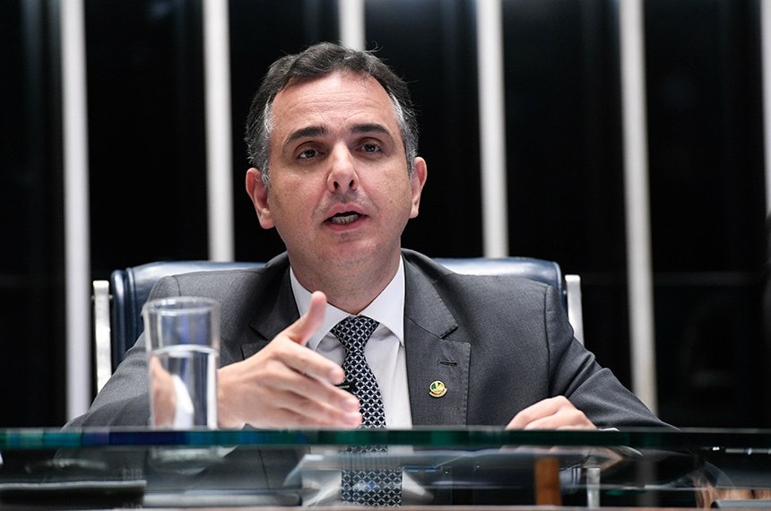 Pacheco anuncia que vai solicitar ao STF a lista de parlamentares monitorados pela Abin
