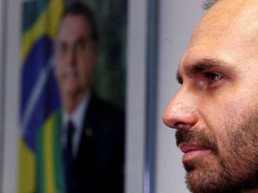 Caso Marielle: Eduardo Bolsonaro Quebra o Silêncio com Forte Desabafo