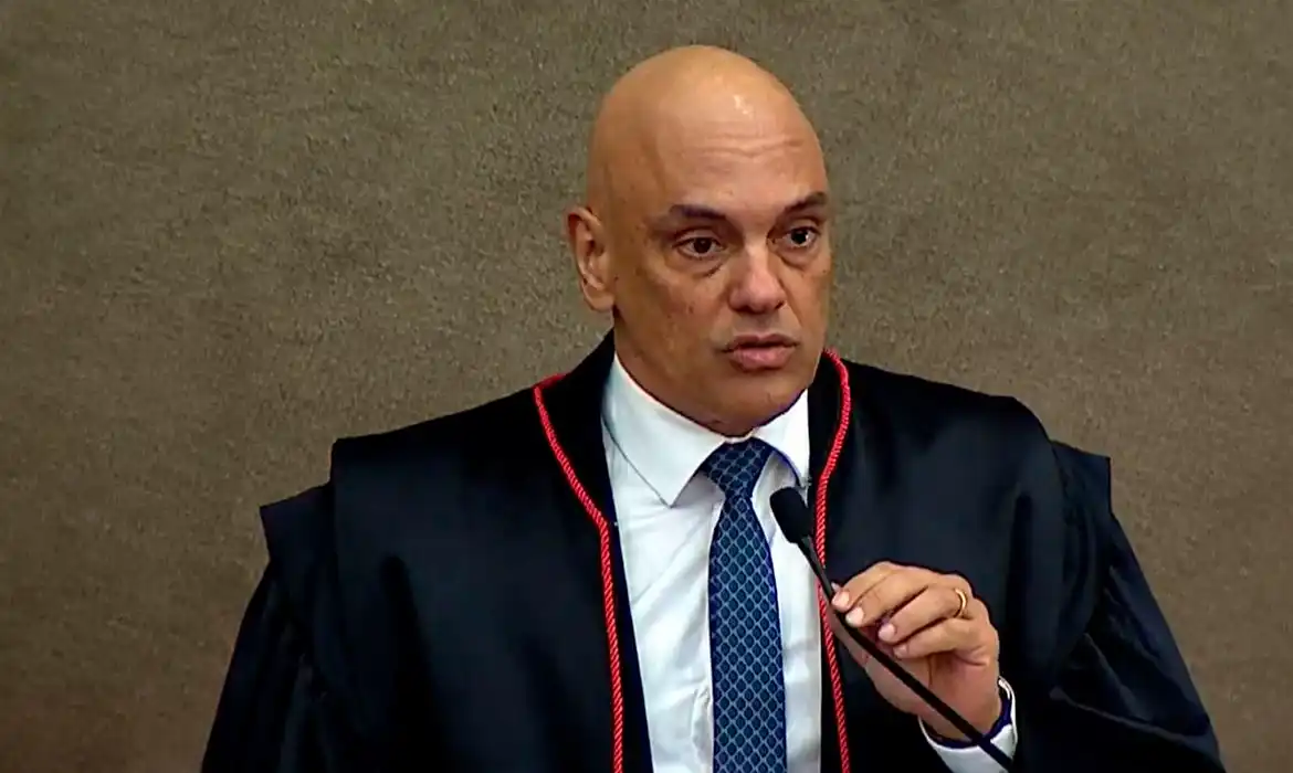 Alexandre de Moraes revela: 'Provas indicam existência de uma organização criminosa infiltrada na Abin'