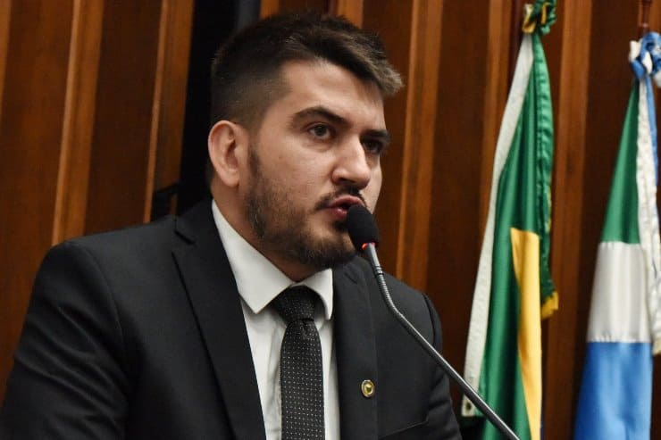 Deputado DETONA: “Ato do 8 de janeiro deveria ocorrer no Dia da Mentira”