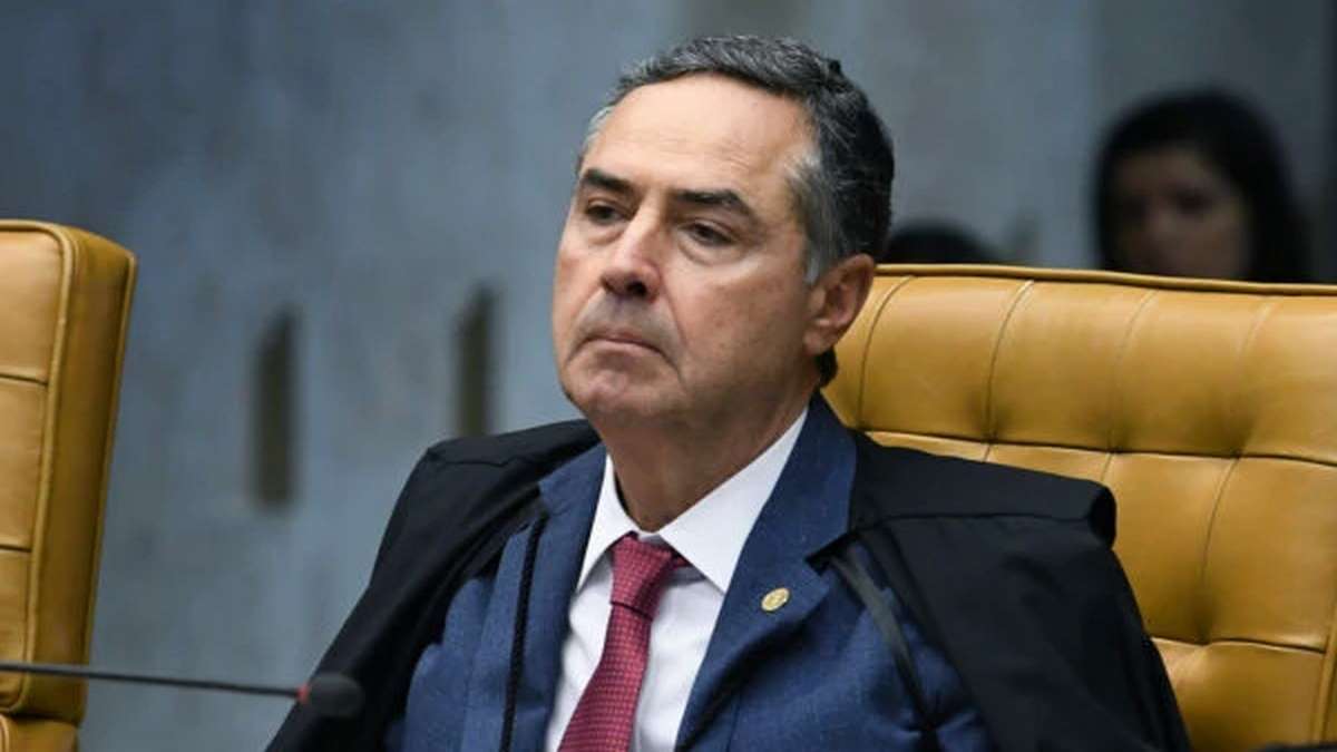 Barroso ignora apelos por imparcialidade e mantém Moraes em inquérito de Bolsonaro