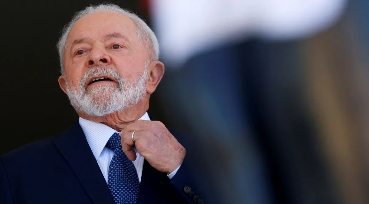 Planalto encomenda pesquisa e Lula aparece com 62% de aprovação