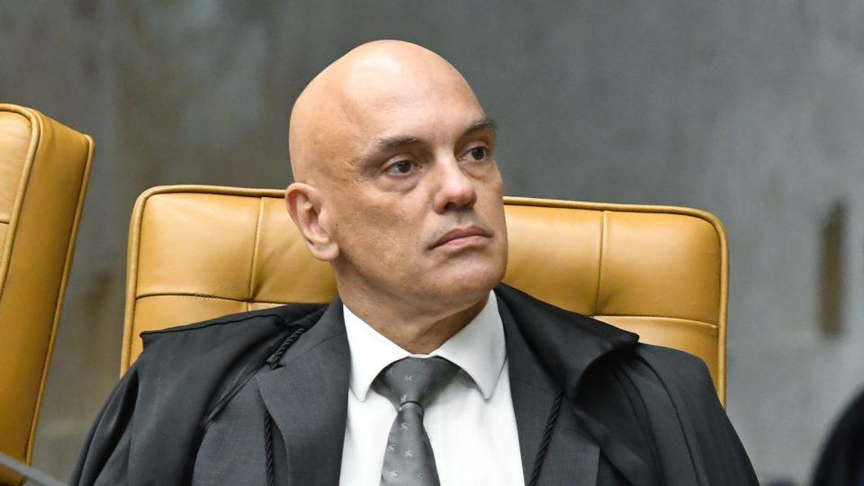Defesa de coronel preso aciona STF para tirar Alexandre de Moraes do caso, alegando conflito de interesses