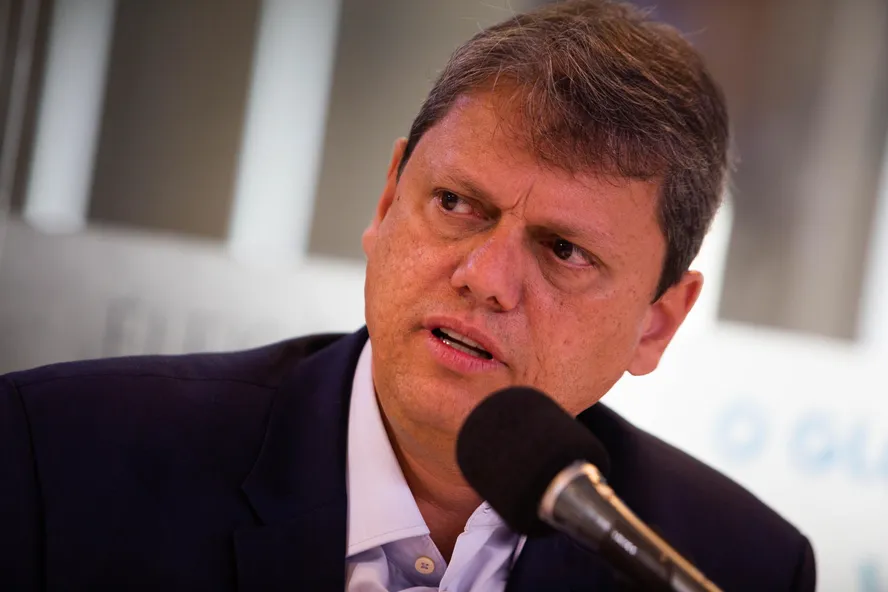 Governo Tarcísio decide demitir militar envolvido em operação contra Bolsonaro