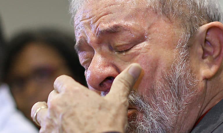 Deputados apresentam pedido de impeachment contra Lula após declaração polêmica sobre Israel